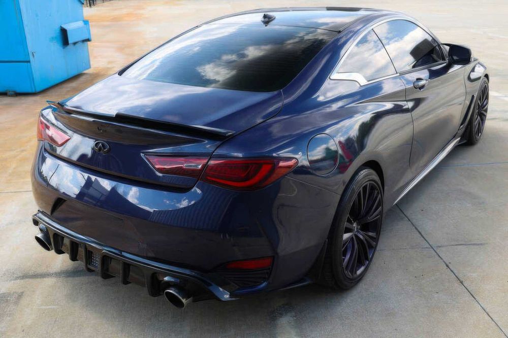 Infiniti Q60 Luxe      2018