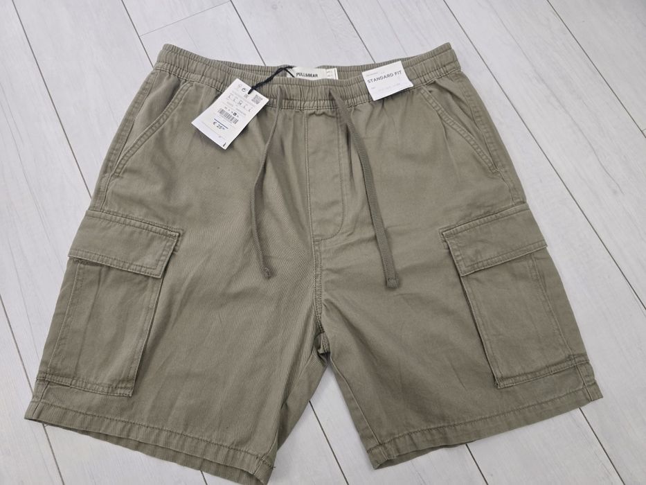 Чоловічі шорти Pull&Bear L