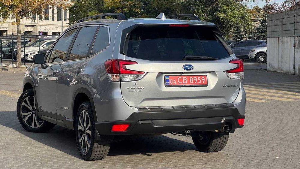 Subaru Forester 2019 2,5 Автомат 68 т км пробег