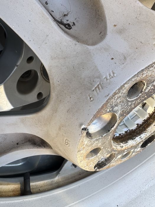 Зимові Шини з дисками 5x120 R17 BMW 225/50 e60  e61 e90 F10 F30