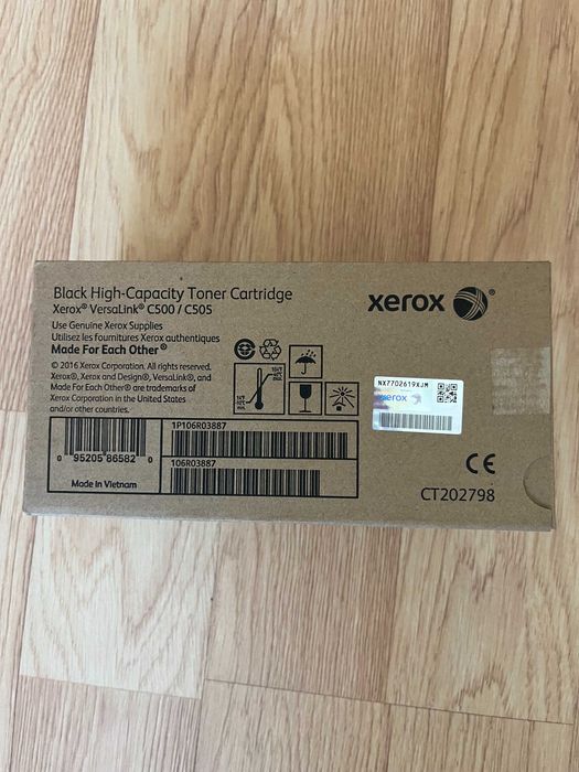 Тонер картридж XEROX VersaLink C500/505