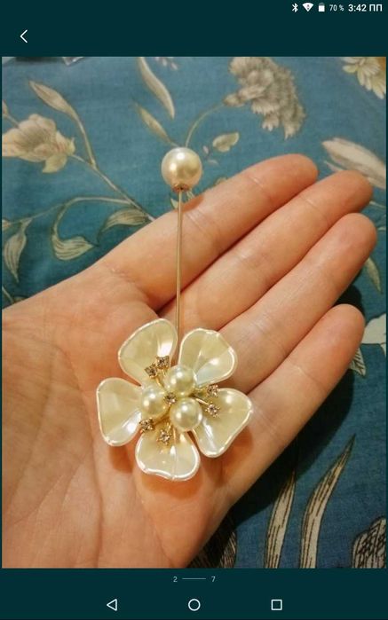 Продам бижутерию: Броши, браслет, заколки