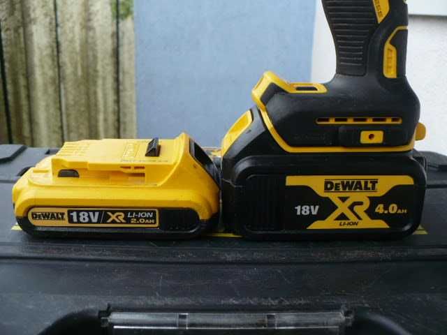 Wiertarko-Wkrętarka Wiertarka Dewalt DCD796 18V Udar Bezszczotkowa Led