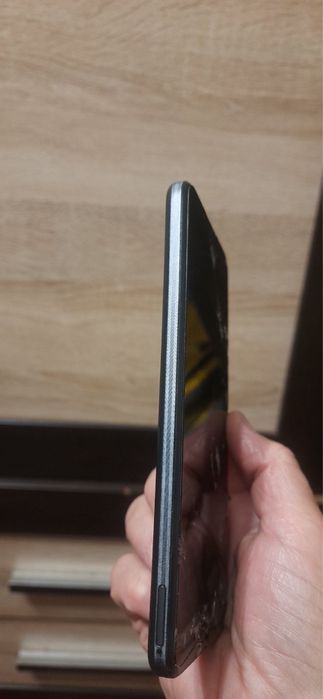 TCL 20R 5G (T767H) на запчастини або під відновлення