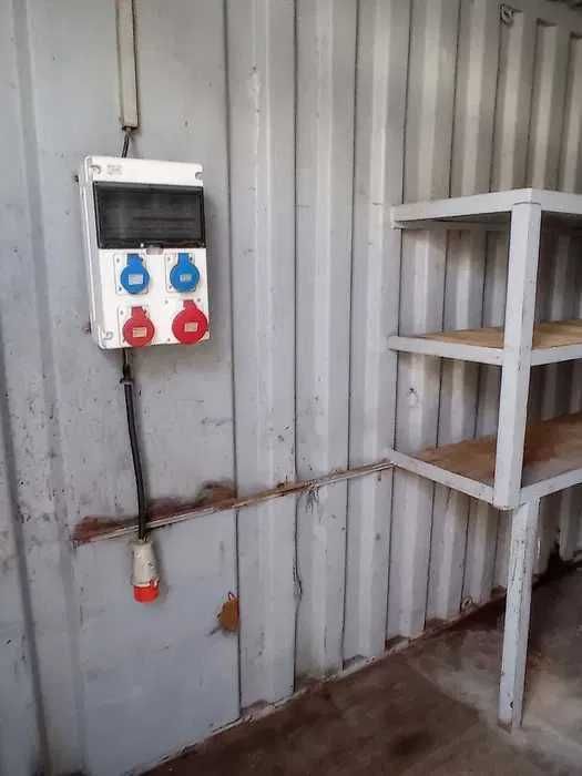 Contentor Marítimo 6m / 20 pés Com Prateleiras