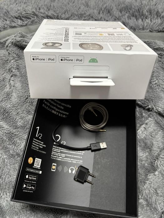 Навушники Sony WH-1000XM4
