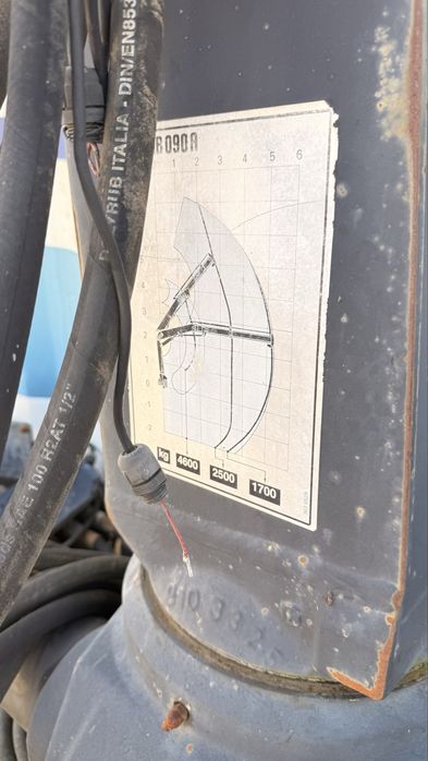 Grua Hiab 090 para venda