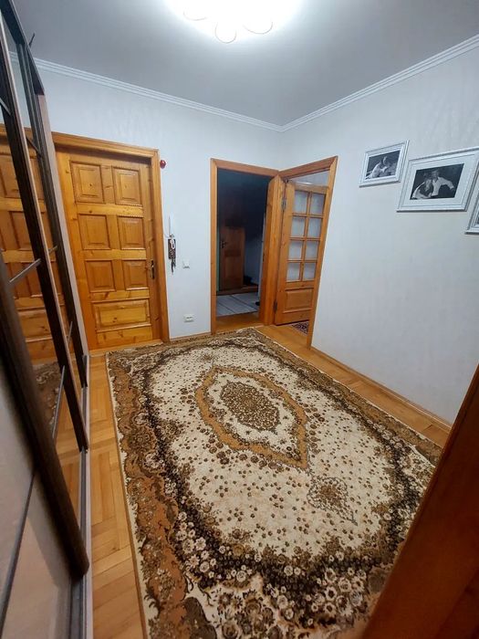 продаю 3 кімнатну квартиру  Центральний район сертифікат