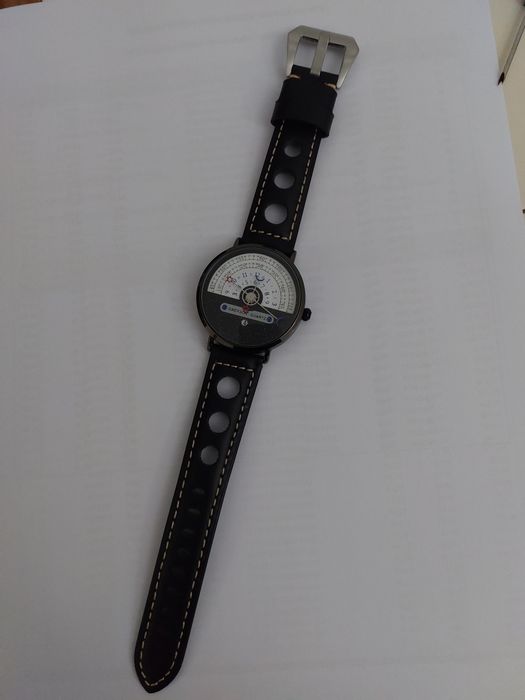 Relógio novo de pilha