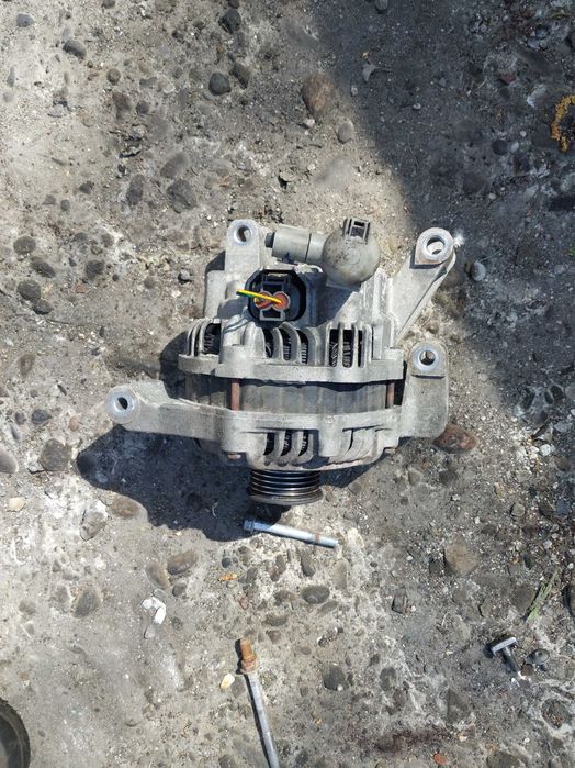 Alternator mazda 5  6   ford 1.8 2.0 benzyna