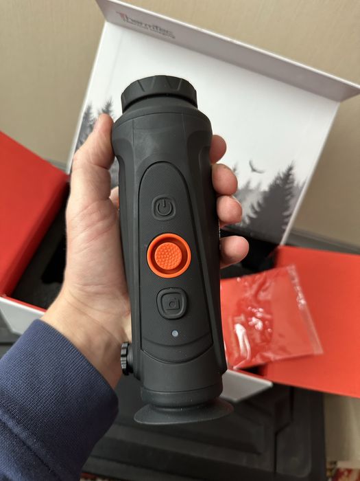 Тепловізор ThermEye Cyclops 335 PRO, монокуляр