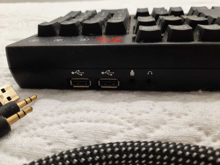 Teclado Mecânico - ThermalTake Meka G1