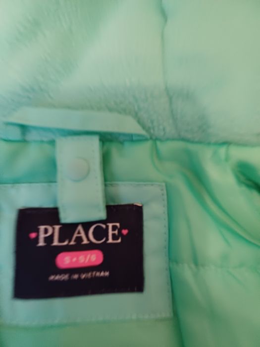 Ветровка для девочки Place