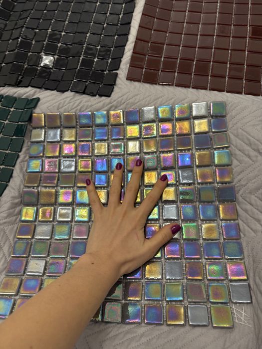 плитка мозаика залишки чорна зелена сіра коричнева