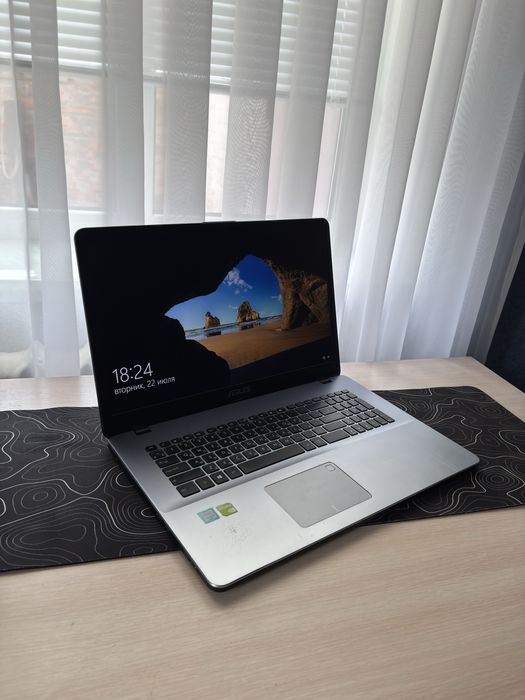 Ноутбук asus vivobook 17