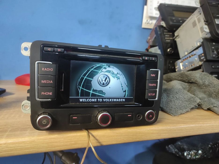 RADIO ODTWARZACZ NAWIGACJA VW RNS 310 2 DIN VW PASSAT B6 B7 CC SIROCCOGOLF 5 6 POLO 5 JETTA TIGUAN TOURAN CADDY EOS TRANSPORTER T5 ROZKODOWANE WYSYŁKA !!!!!