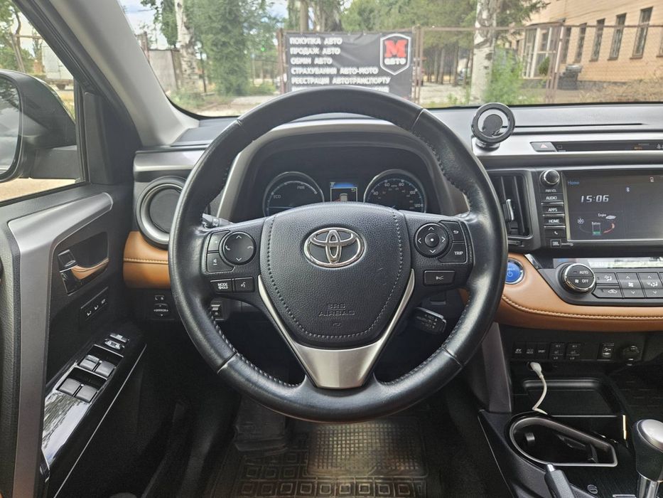 Продам Toyota RAV4 2.5 AWD