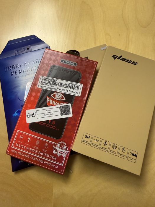 iPhone 15 Pro Max 256GB – Natural Titanium – Como novo!