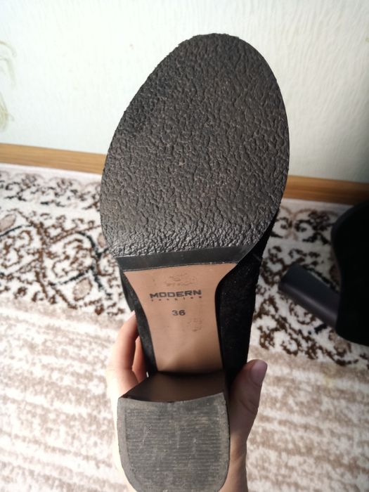 Продам зимові ботфорди