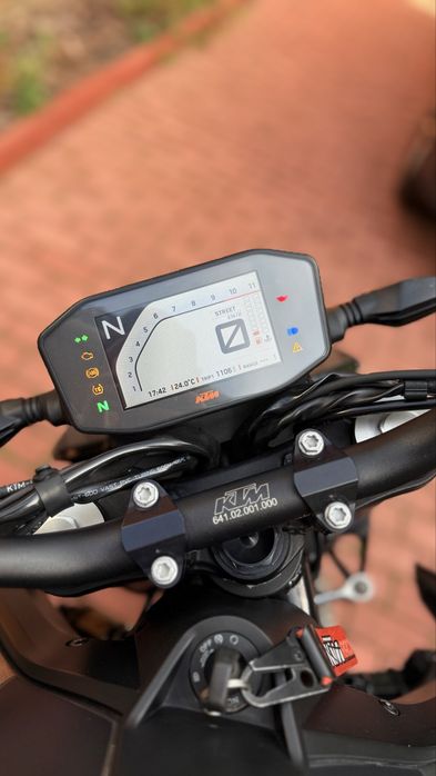 Мотоцикл КТМ (KTM 790 Duke R )