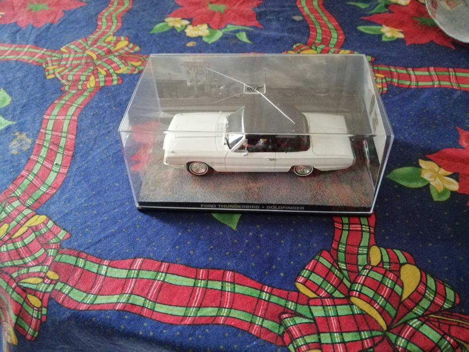 miniatura james bond