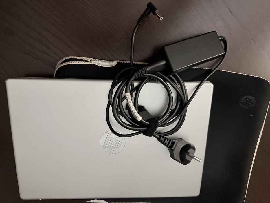 HP Laptop 14-ep0001np – Funciona perfeitamente | Ecrã partido
