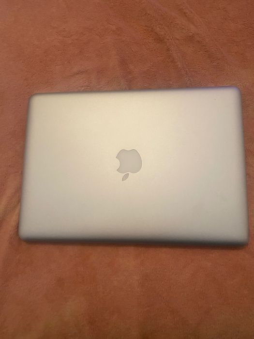 MacBook Pro+Carregador incluído