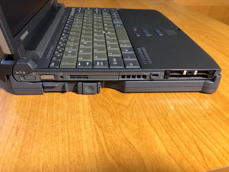 Laptop Retro Toshiba Portege 3480CT Pentium III 500 MHz, 128MB RAM