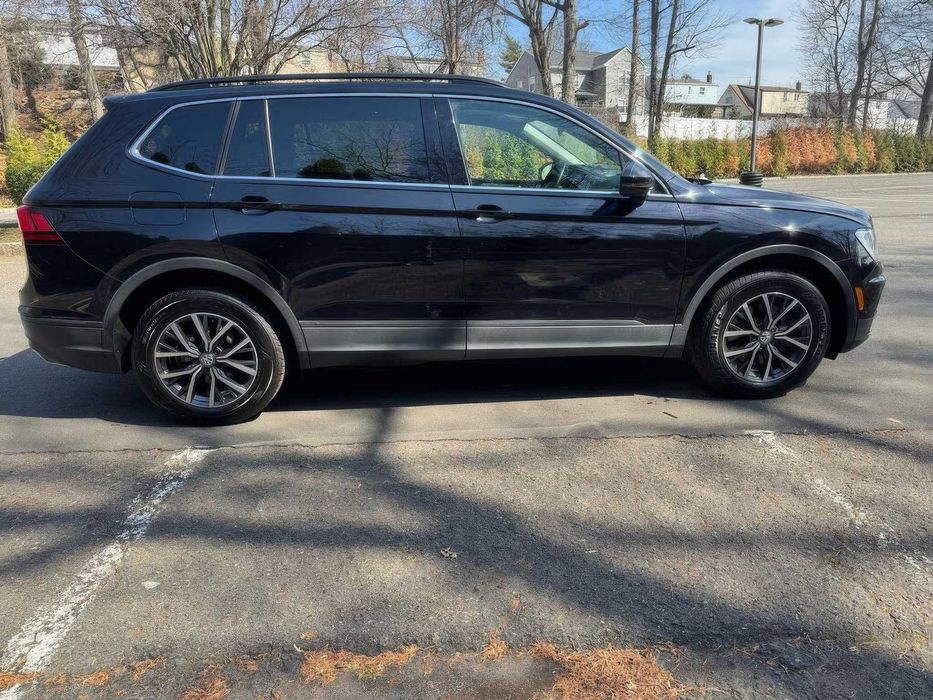 Volkswagen Tiguan      2019