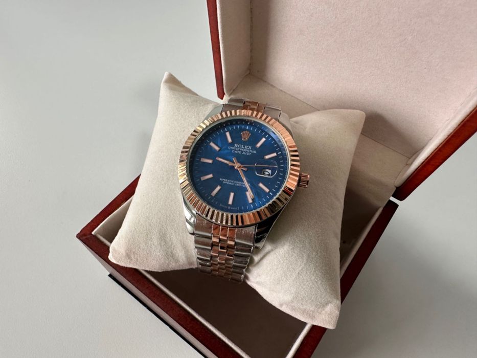 Relógio Rolex Datejust Oyster Perpetual 44mm Prateado Azul Novo
