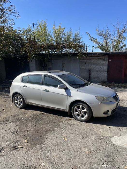 Geely Emgrand 2012