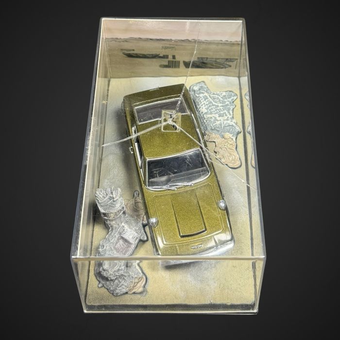 Model 1/43 Aston Martin DBS James Bond 007 J6/033063