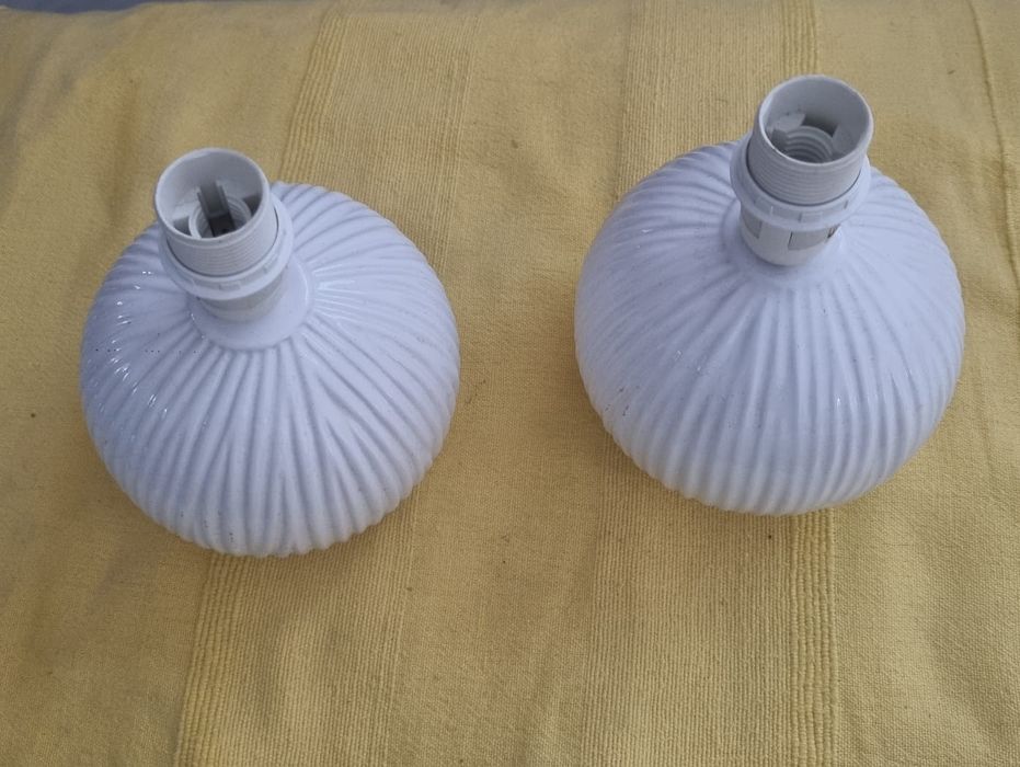 2 Candeeiros para Cabceira em bom estado