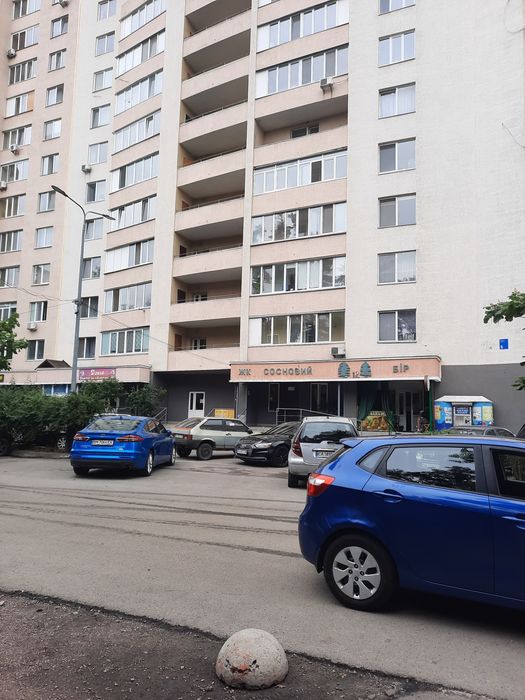 Продажа  1кімн  ЖК Сосновий бір, вул . Олевська метро Академмістечко