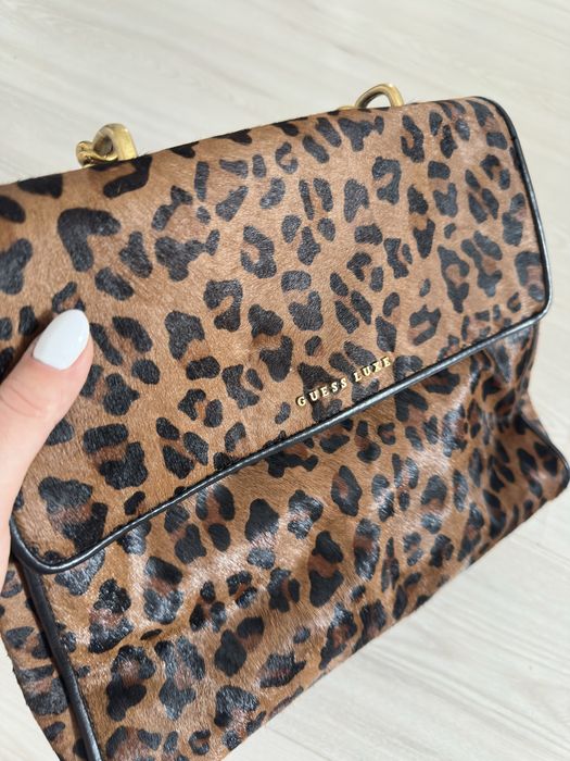 Torebka guess luxe panterka zloty lancuch