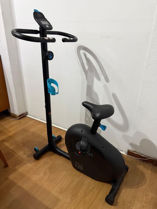 Bicicleta Estática Essencial EB 120 Domyos