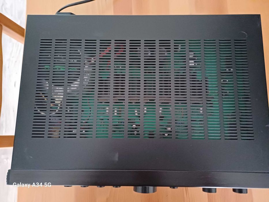 Wzmacniacz Rotel RA-945