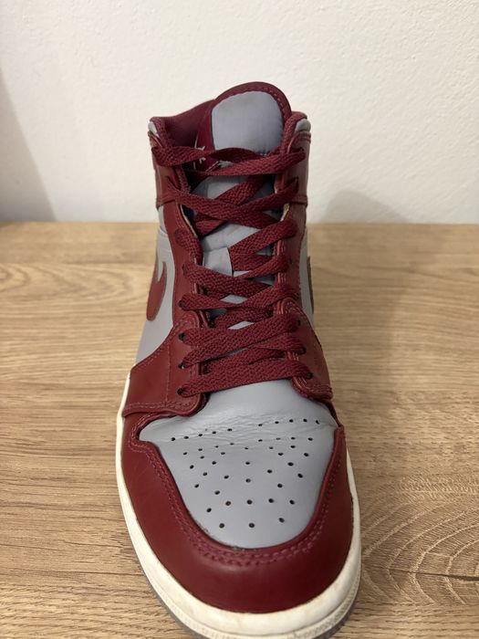 Кросівки  Nike  чоловічі Air Jordan 1 Mid Red/Grey Dq8426-615