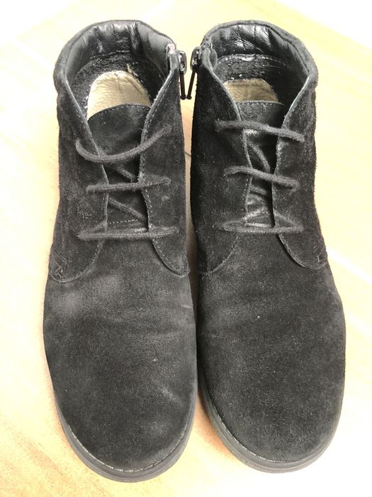 Ботинки замшевые