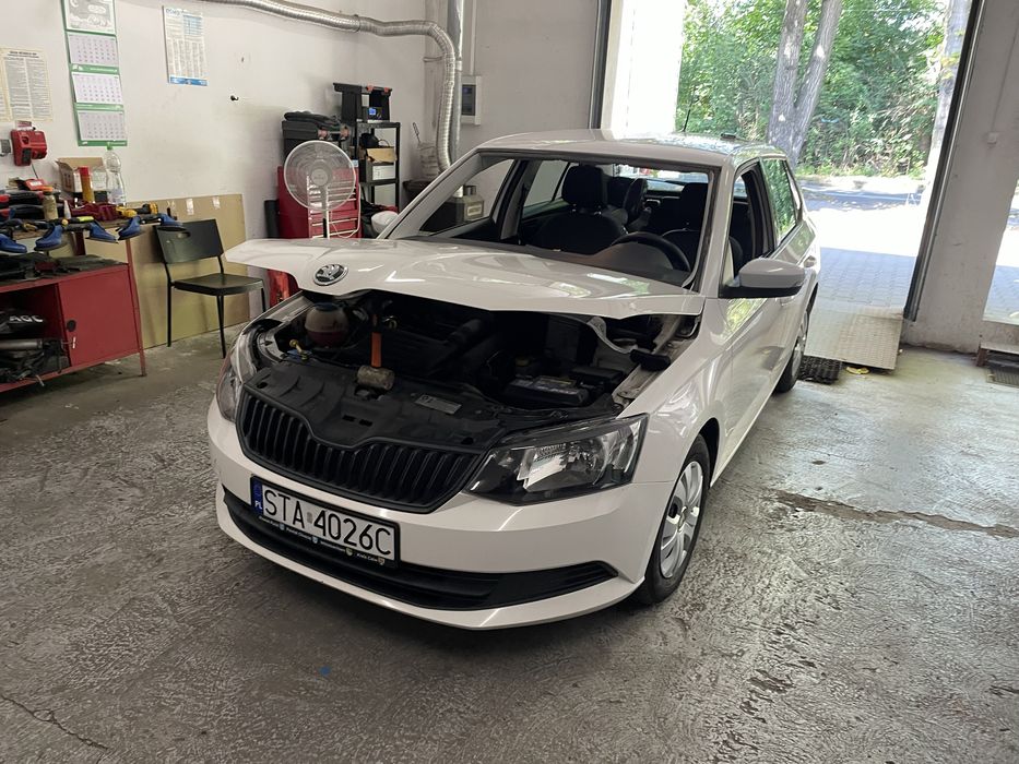 Auto szyby serwis wymiana szyb samochodowych naprawa przyciemnianie