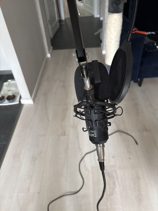 Mikrofon studyjny Genesis Radium 300 XRL