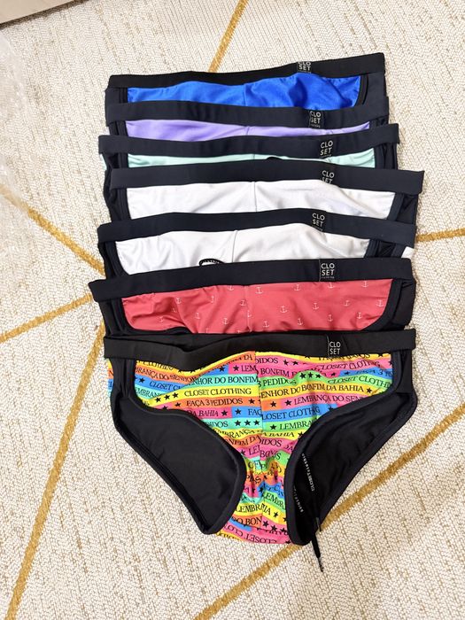 Fatos de banho masculino, em loja via online.