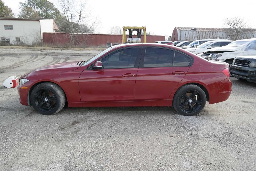 Разборка BMW F30 3-серія 2012-2019 / БМВ Ф30 б/у запчастини
