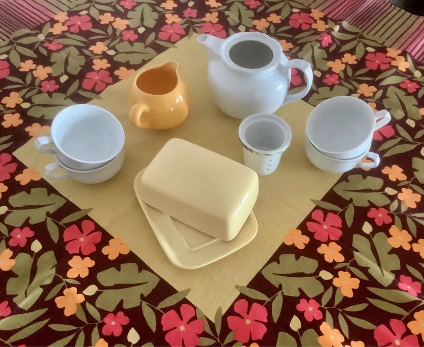 Conjunto para pequeno-almoço