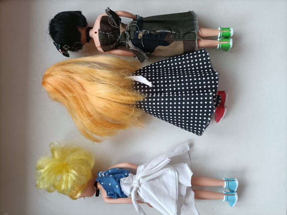 3 Bonecas marca Simba