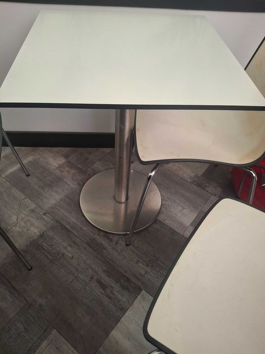 Mesas e cadeiras para café/restaurante