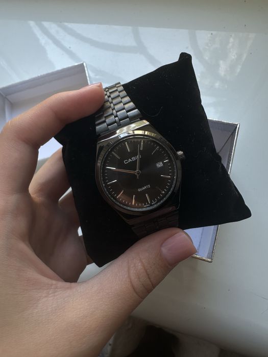 Годинник Casio новий