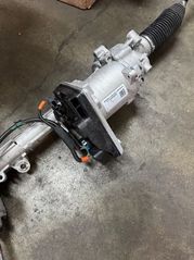 Motor de Direção Assistida - Tesla Model Y 2024 (Original como novo)