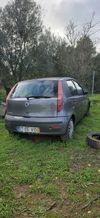 Fiat Punto 2003  Completo /  Peças64846533522306124