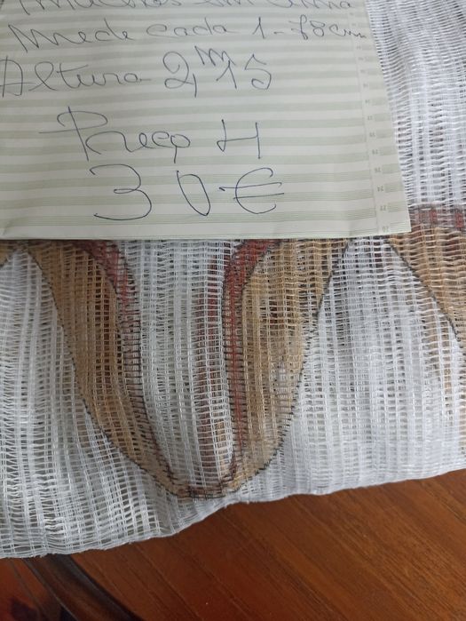 Cortinados iguais veja medidas e preço neles